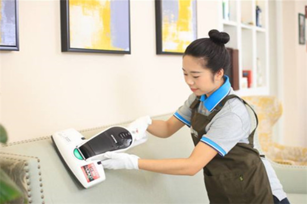 萬(wàn)家家政加盟一年能賺多少？深度解析加盟盈利前景